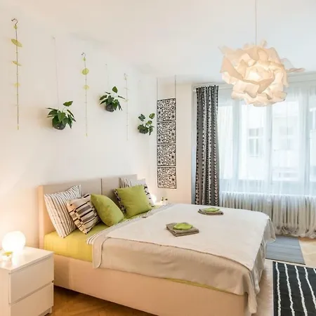 Lodecka 2 Apartment Prag